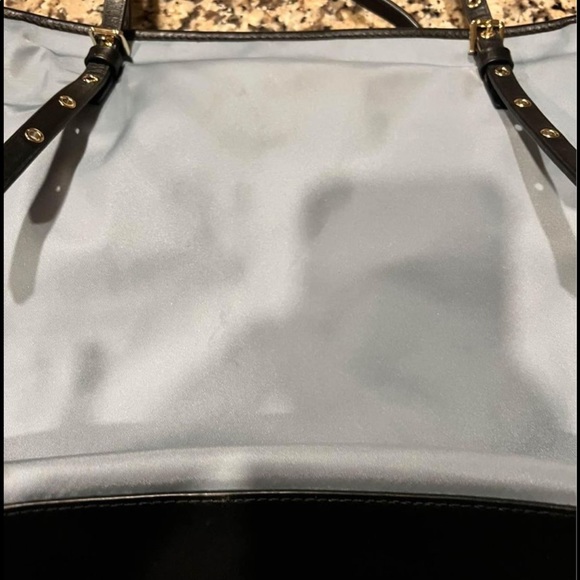 Micheal Kors light blue purse - Picture 4 of 6